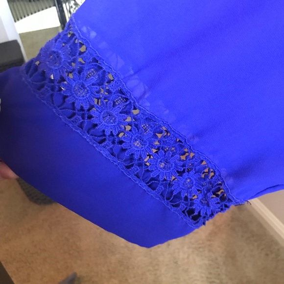 ⚡️Blue maternity dress with flower detail and slip - Picture 3 of 7